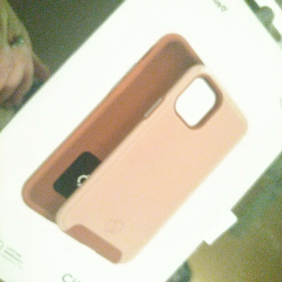 Brand New I phone cruss case - Picture 8 of 8
